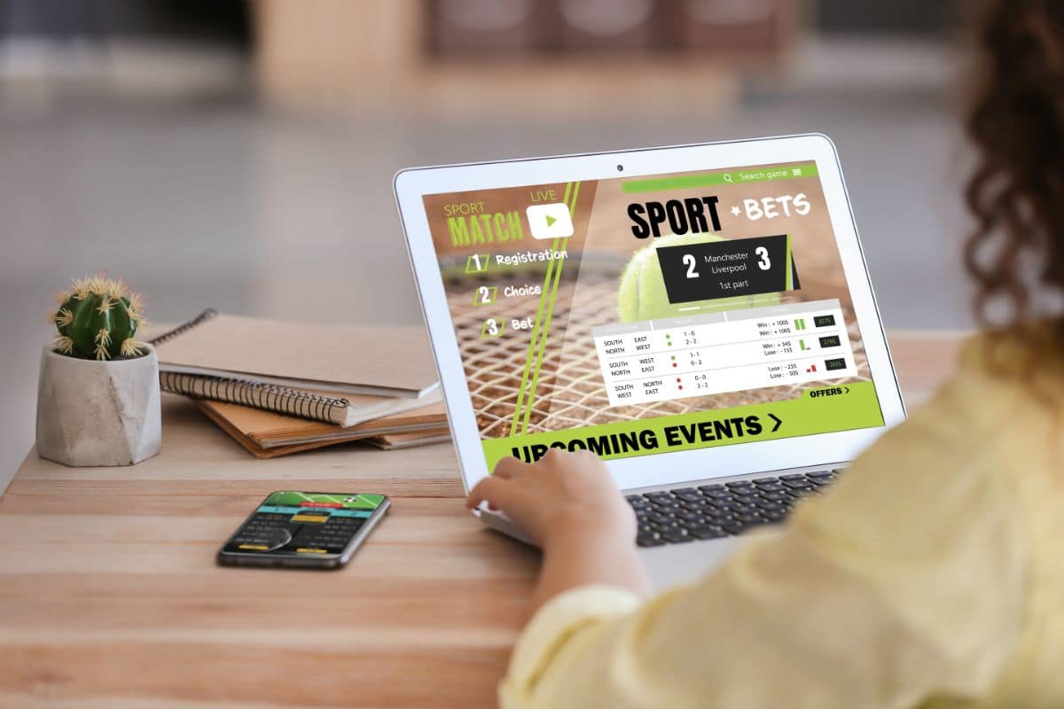 What Is The Difference Between Online Casinos And Sportsbooks? 

